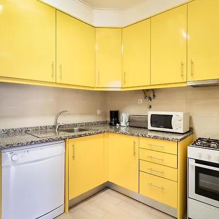 Apartament Diario De Noticias By Hill Lizbona