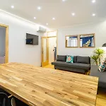 Diario De Noticias By Central Hill Apartments Apartment *